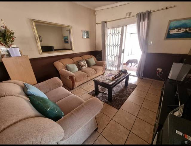 2 BEDROOM HOUSE FOR SALE IN BRACKENDOWNS